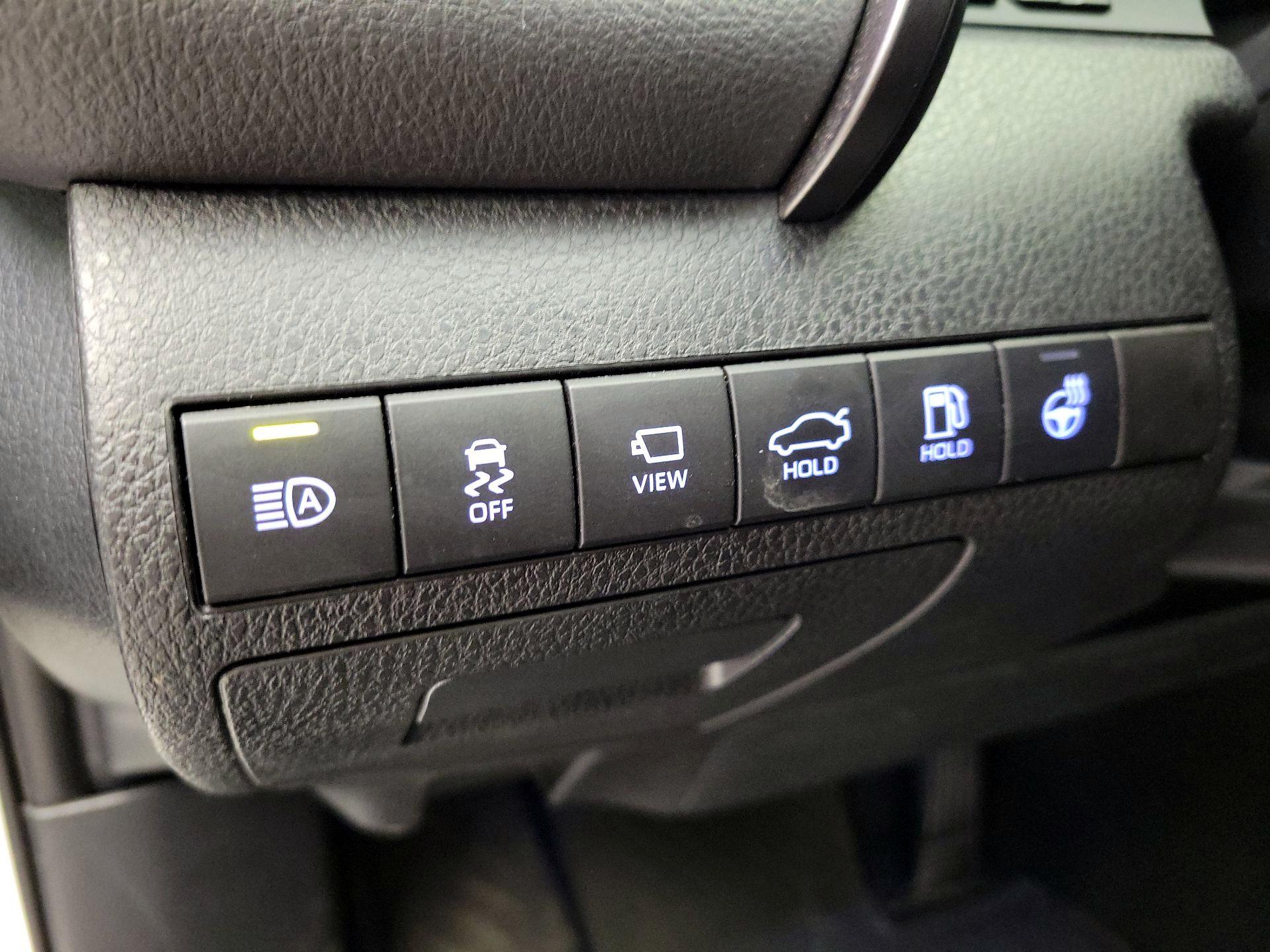 Thumbnail: 2023 Toyota Camry - 13