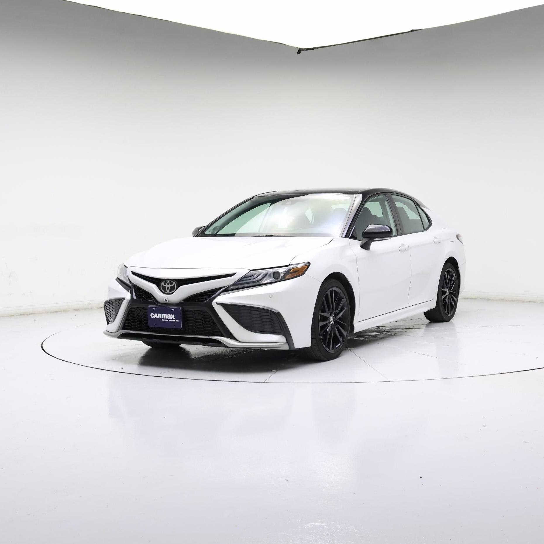 Thumbnail: 2023 Toyota Camry - 4