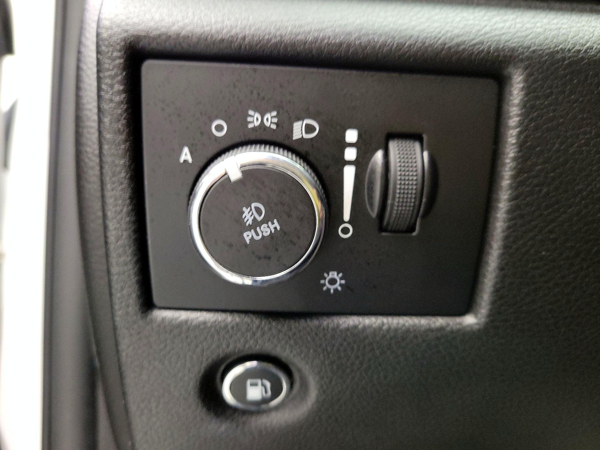 Thumbnail: 2019 Jeep Grand Cherokee - 13