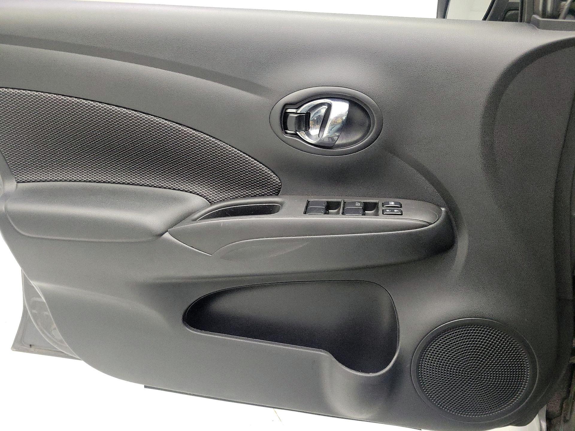 Thumbnail: 2018 Nissan Versa - 12