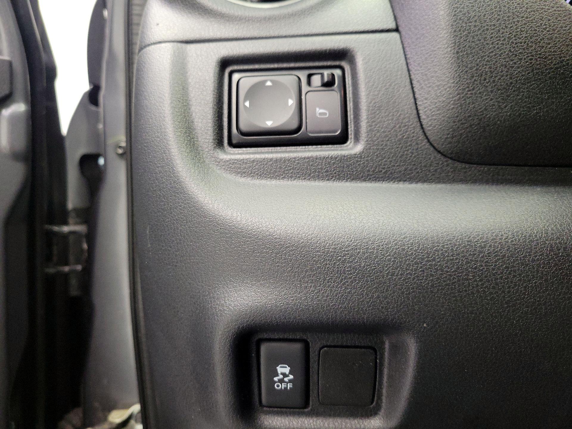 Thumbnail: 2018 Nissan Versa - 13