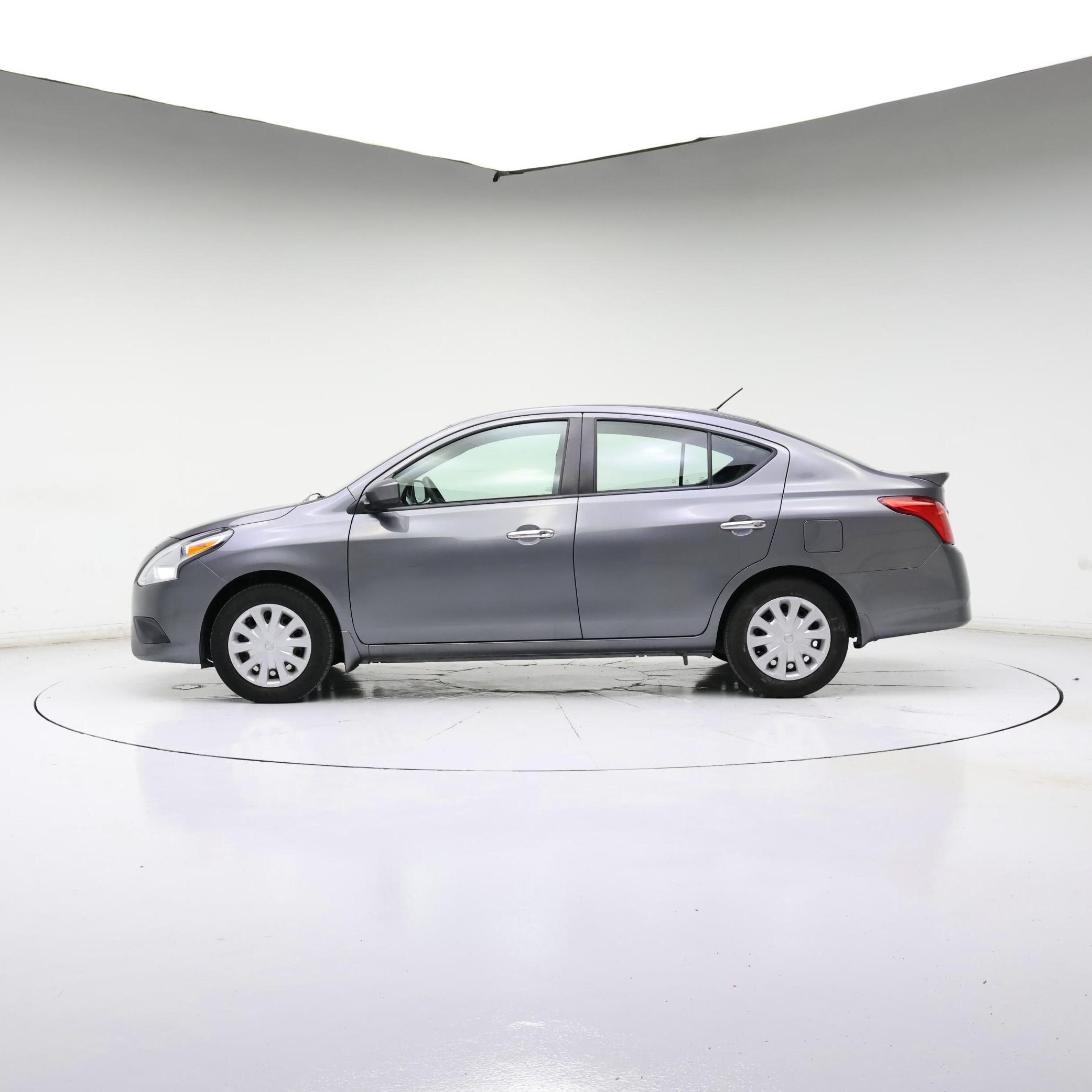 Thumbnail: 2018 Nissan Versa - 3