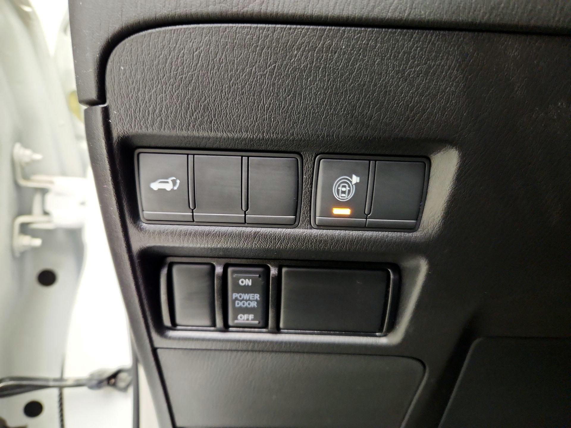 Thumbnail: 2021 Nissan Armada - 13