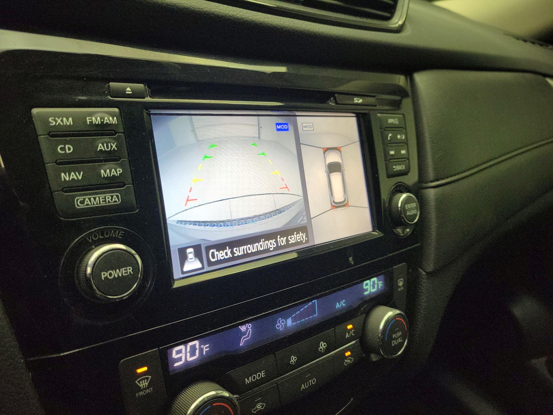 Thumbnail: 2017 Nissan Rogue - 15