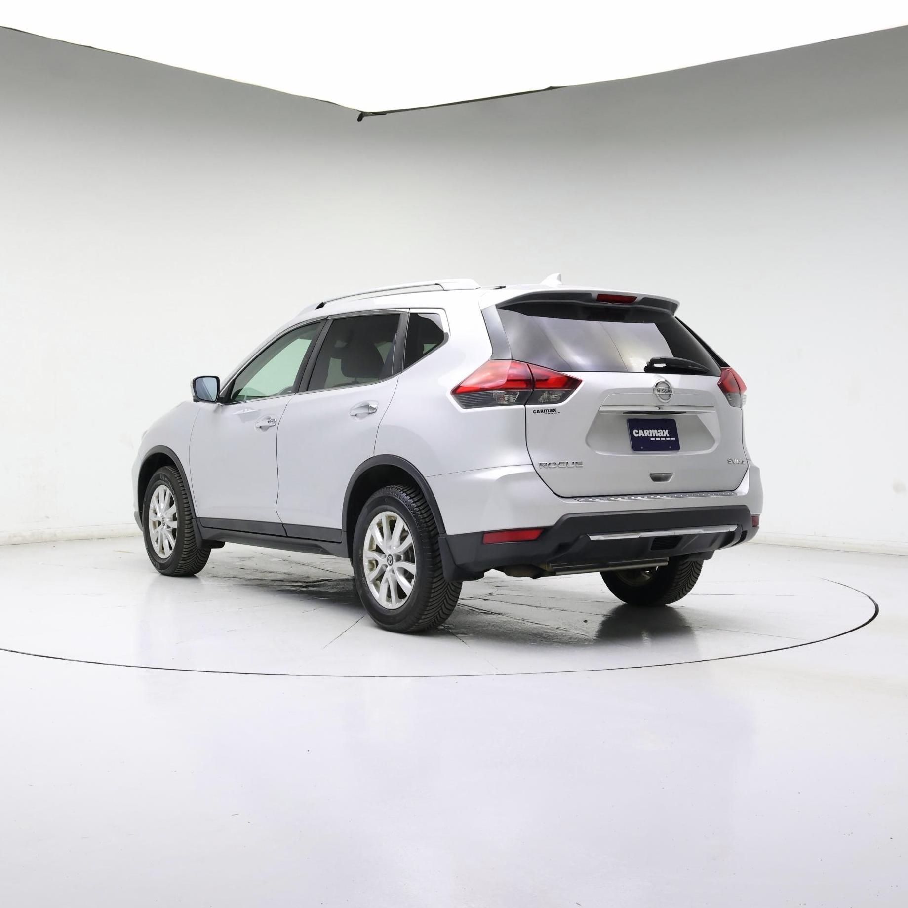 Thumbnail: 2017 Nissan Rogue - 2