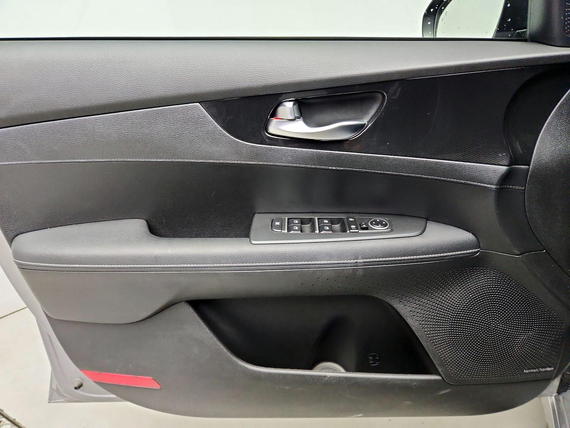 Thumbnail: 2023 Kia Forte - 12