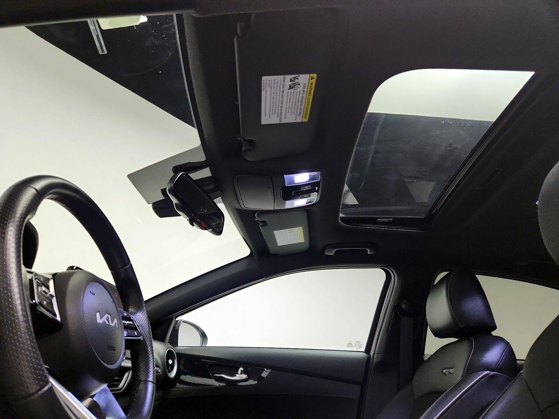 Thumbnail: 2023 Kia Forte - 20