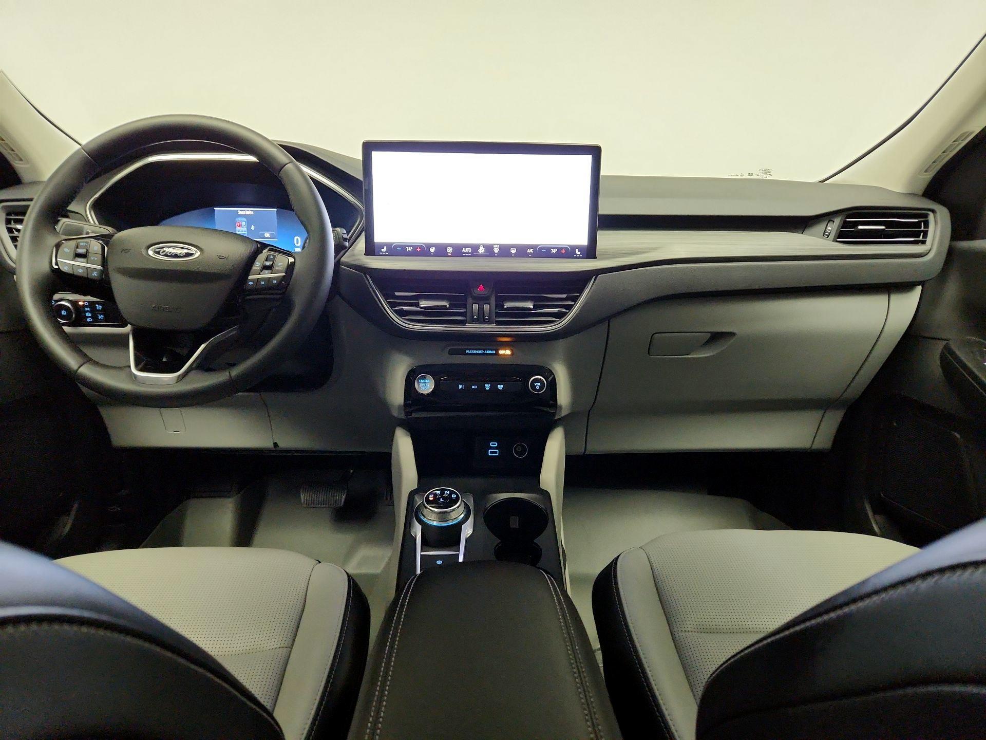 Thumbnail: 2023 Ford Escape - 9