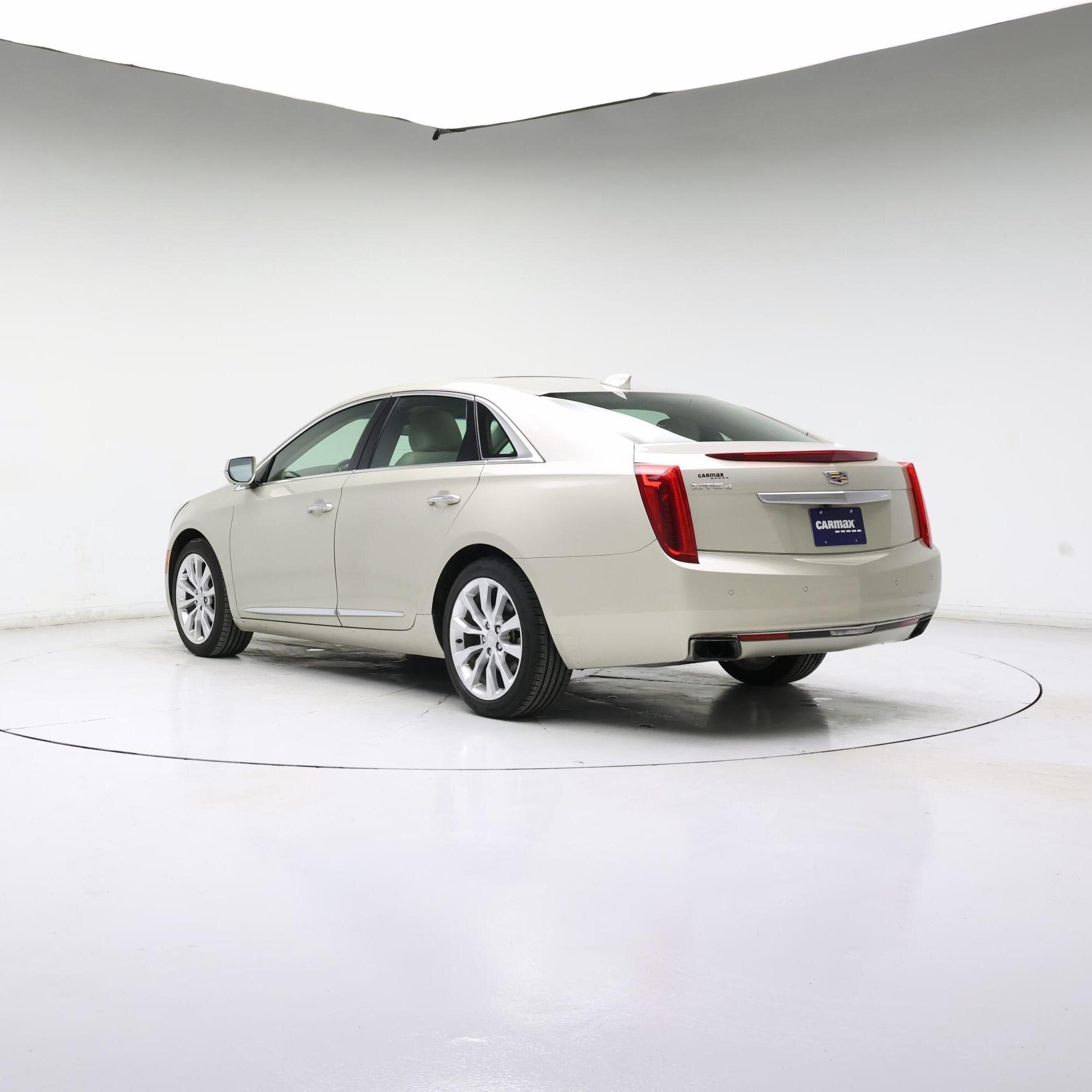 Thumbnail: 2016 Cadillac XTS - 2