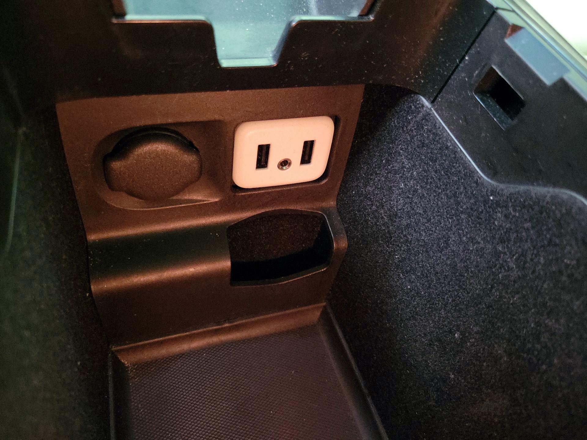 Thumbnail: 2016 Cadillac XTS - 19