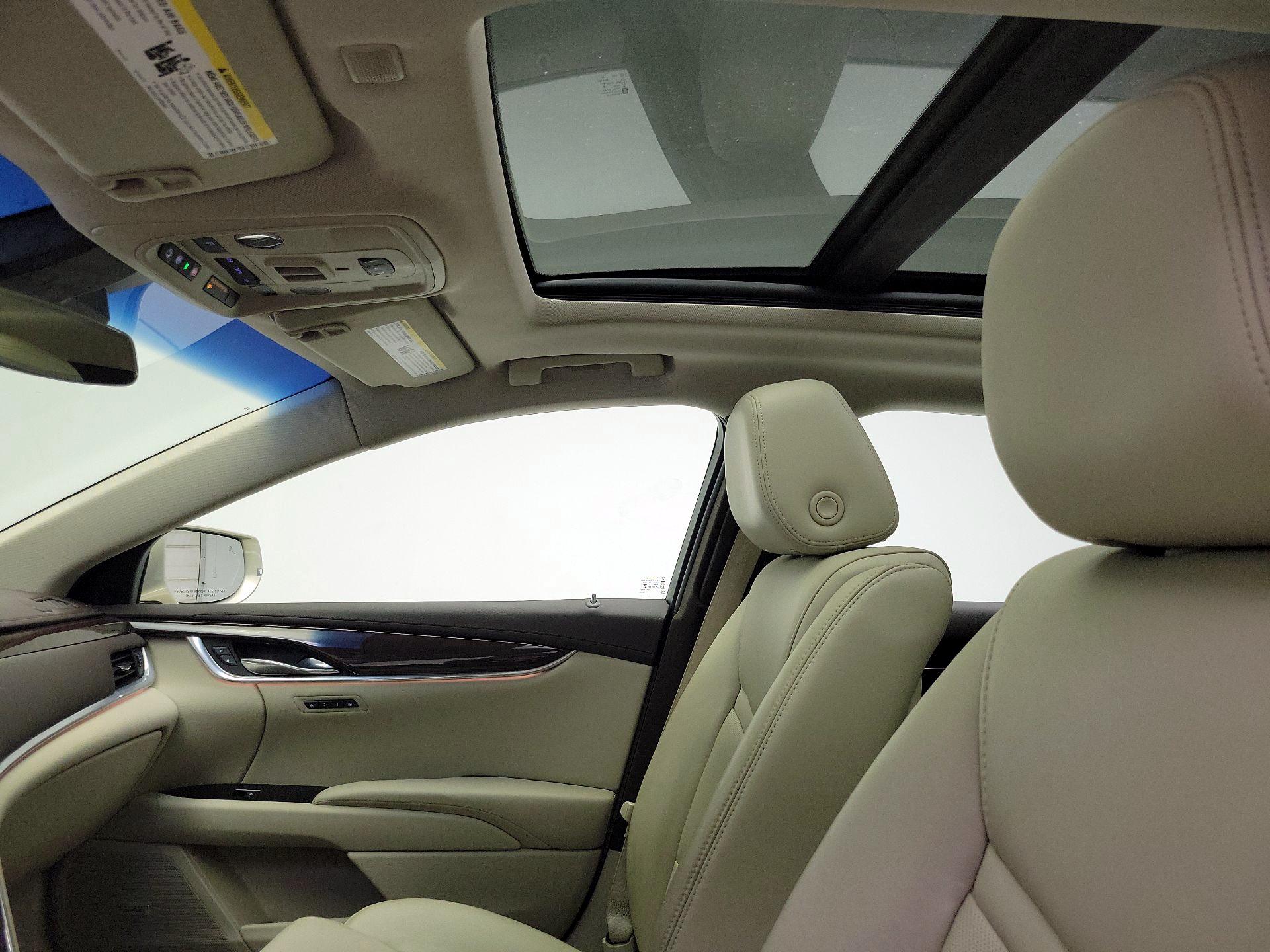 Thumbnail: 2016 Cadillac XTS - 20