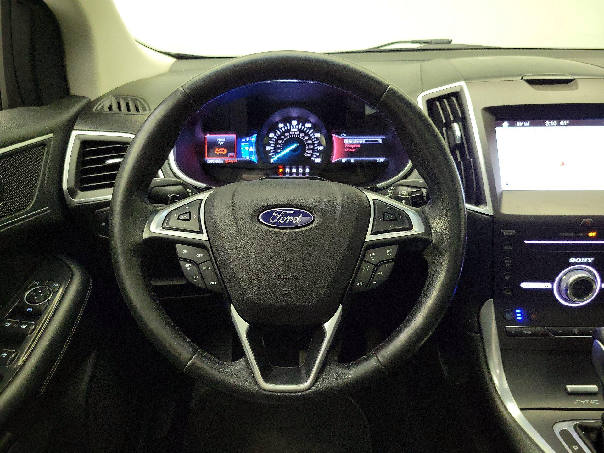 Thumbnail: 2017 Ford Edge - 10