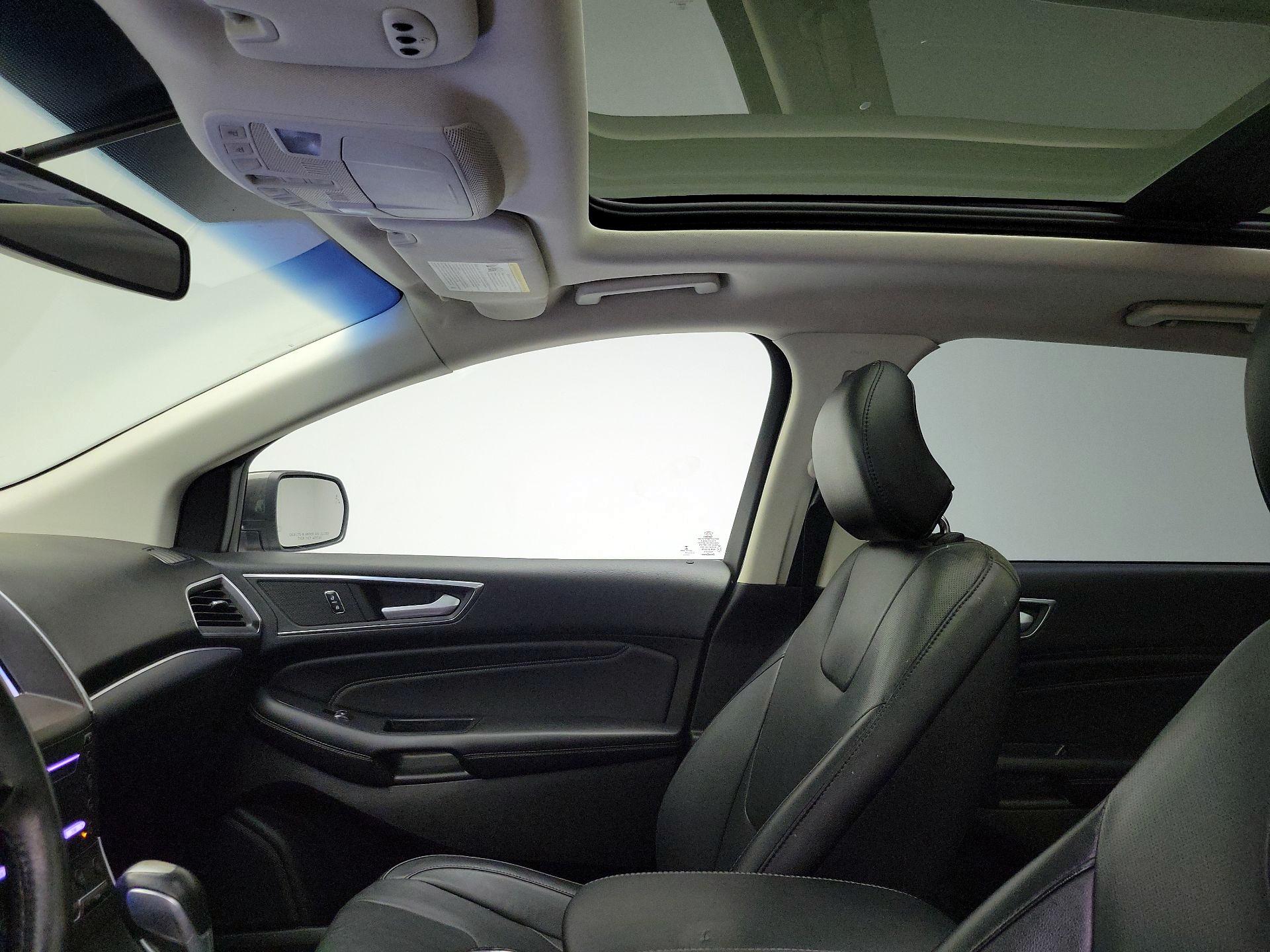 Thumbnail: 2017 Ford Edge - 19