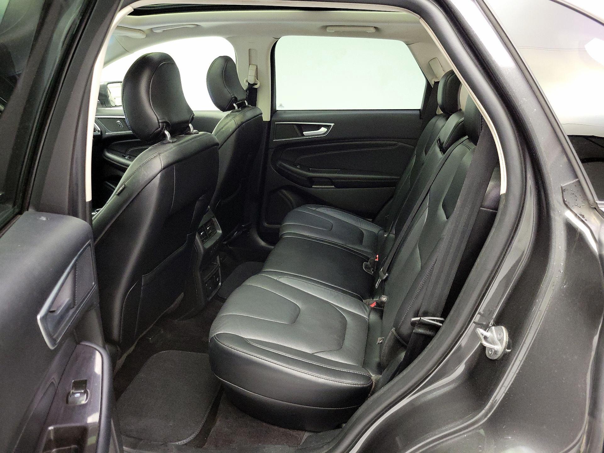 Thumbnail: 2017 Ford Edge - 20