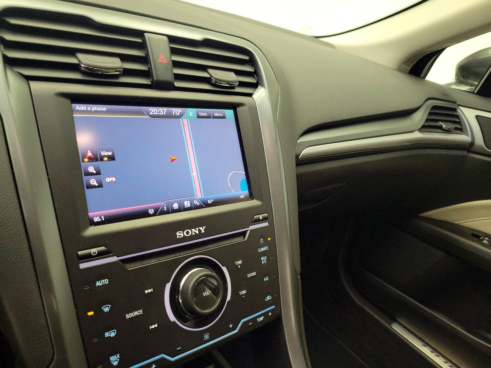 Thumbnail: 2015 Ford Fusion - 14