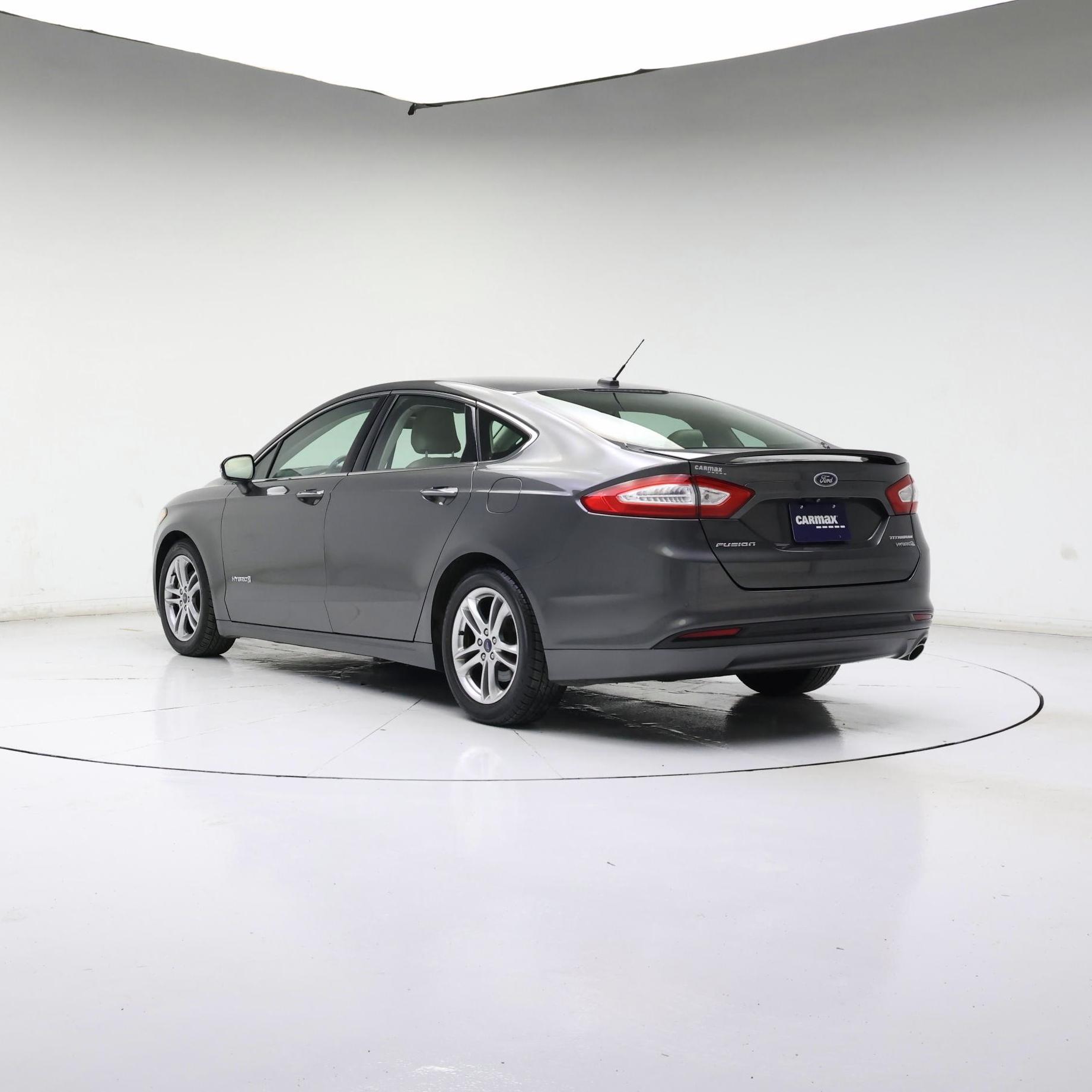 Thumbnail: 2015 Ford Fusion - 2