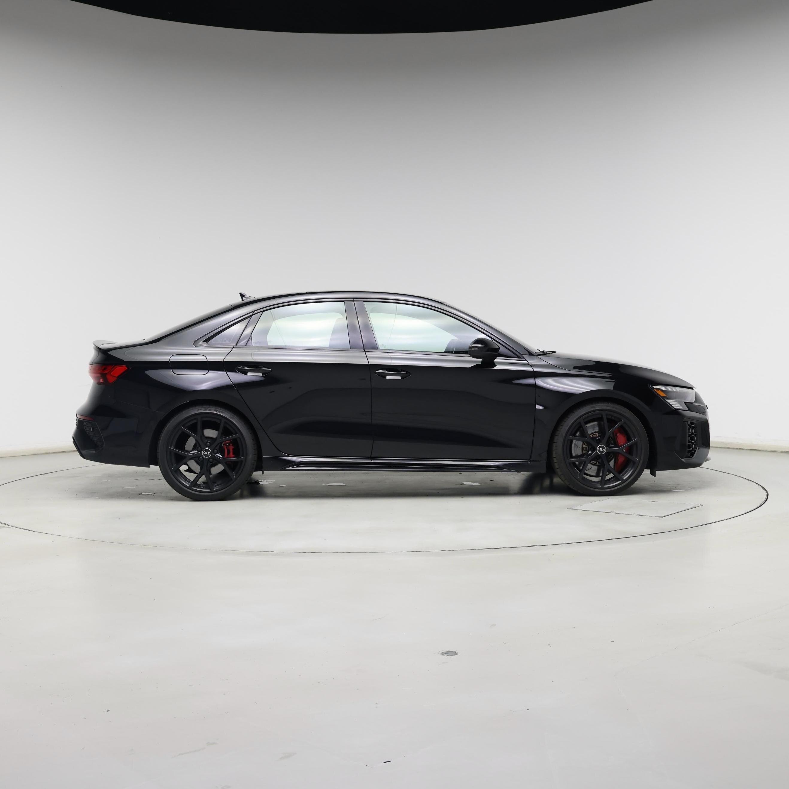 Thumbnail: 2022 Audi RS 3 - 7