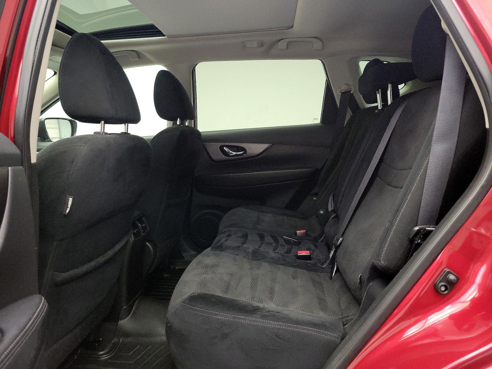 2016 Nissan Rogue SV - Photo 22