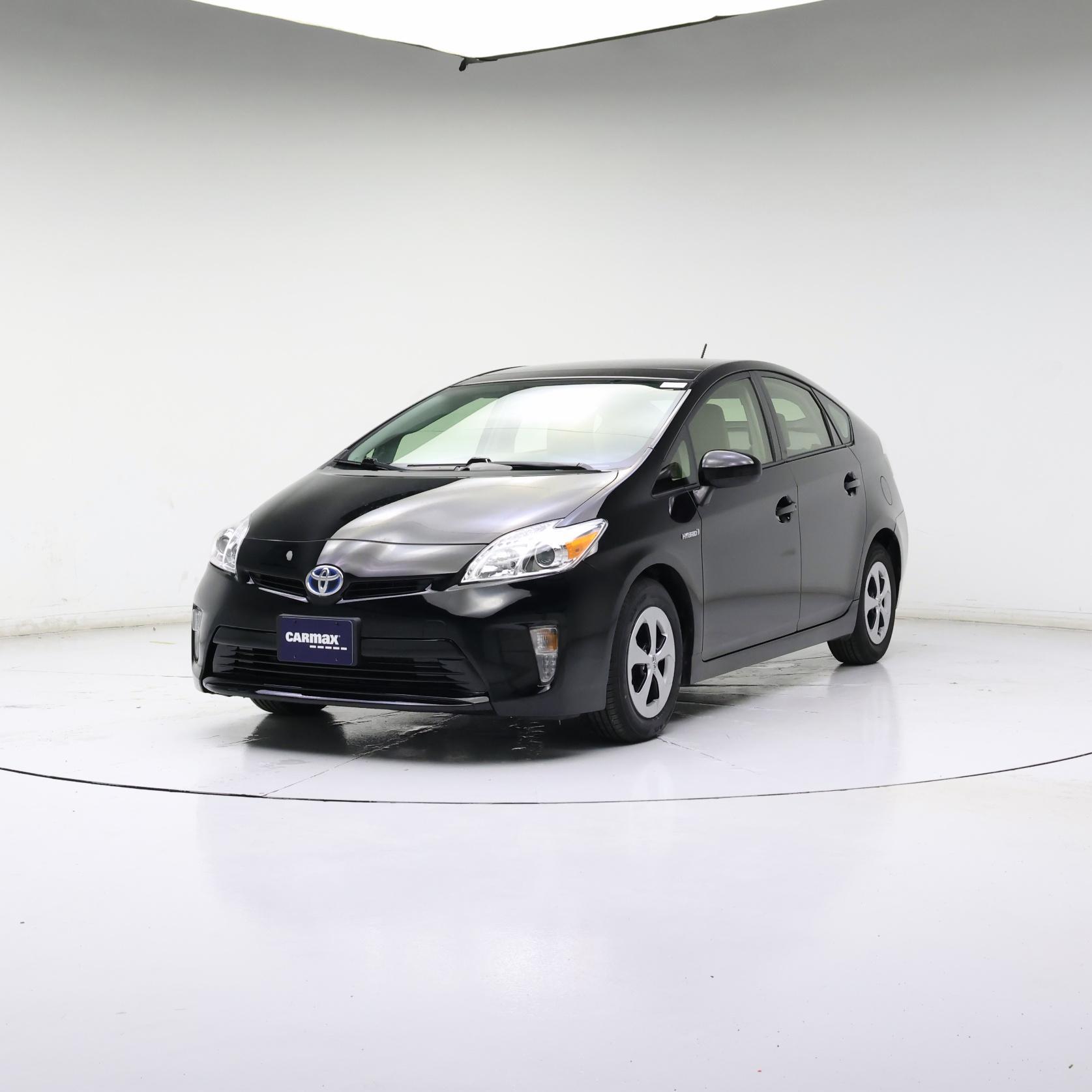 Thumbnail: 2015 Toyota Prius - 4