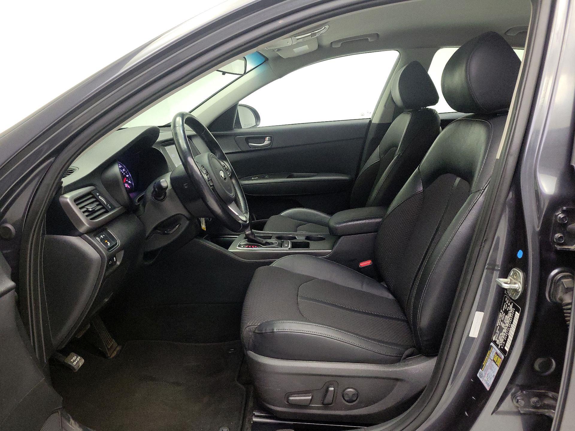 Thumbnail: 2018 Kia Optima - 11