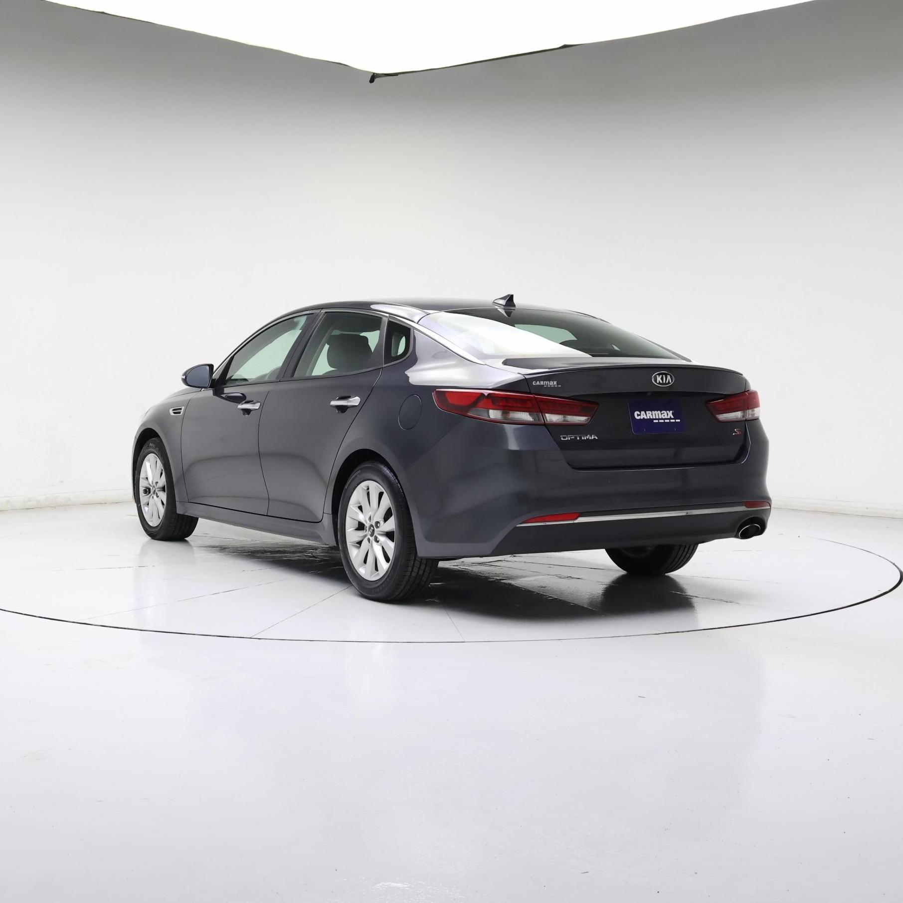 Thumbnail: 2018 Kia Optima - 2