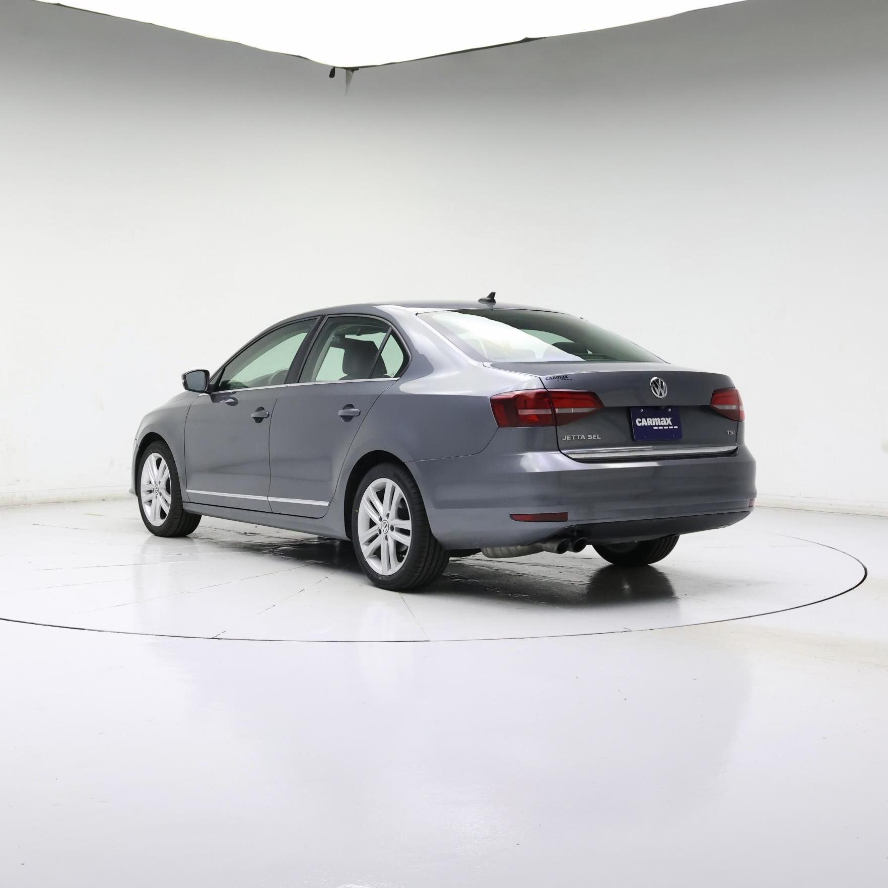 Thumbnail: 2017 Volkswagen Jetta - 2