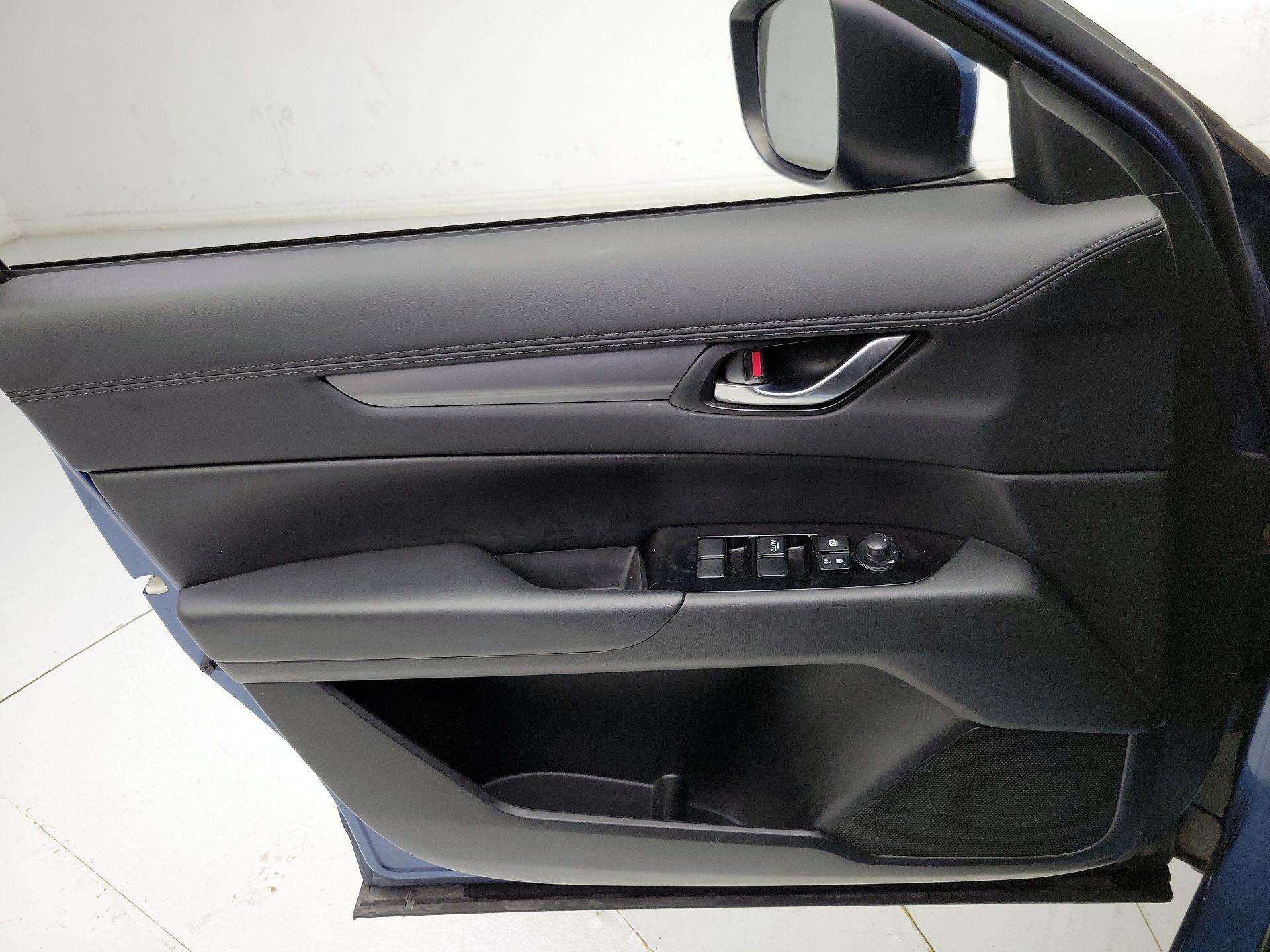 Thumbnail: 2017 Mazda CX-5 - 12