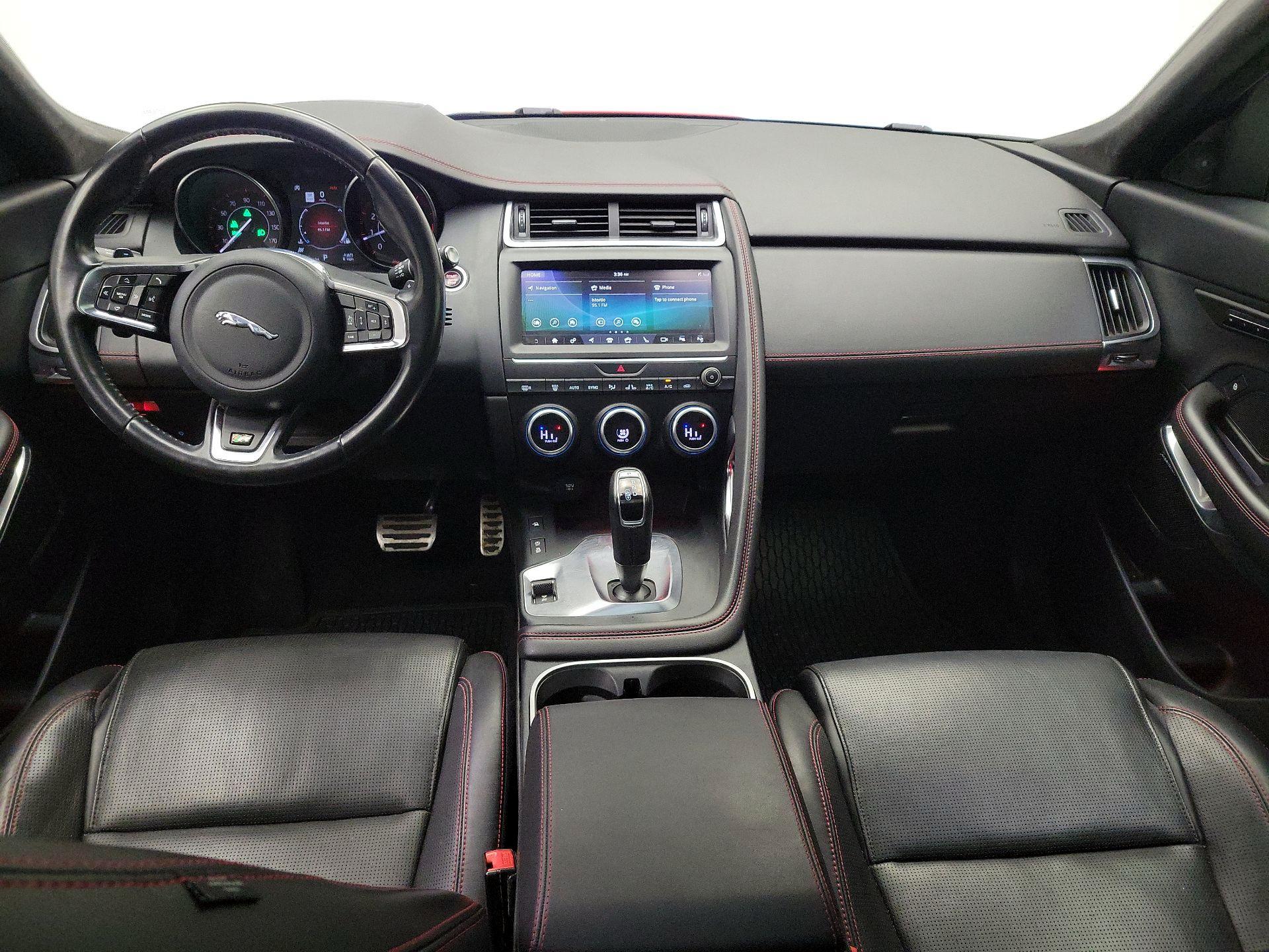 Thumbnail: 2018 Jaguar E-Pace - 9