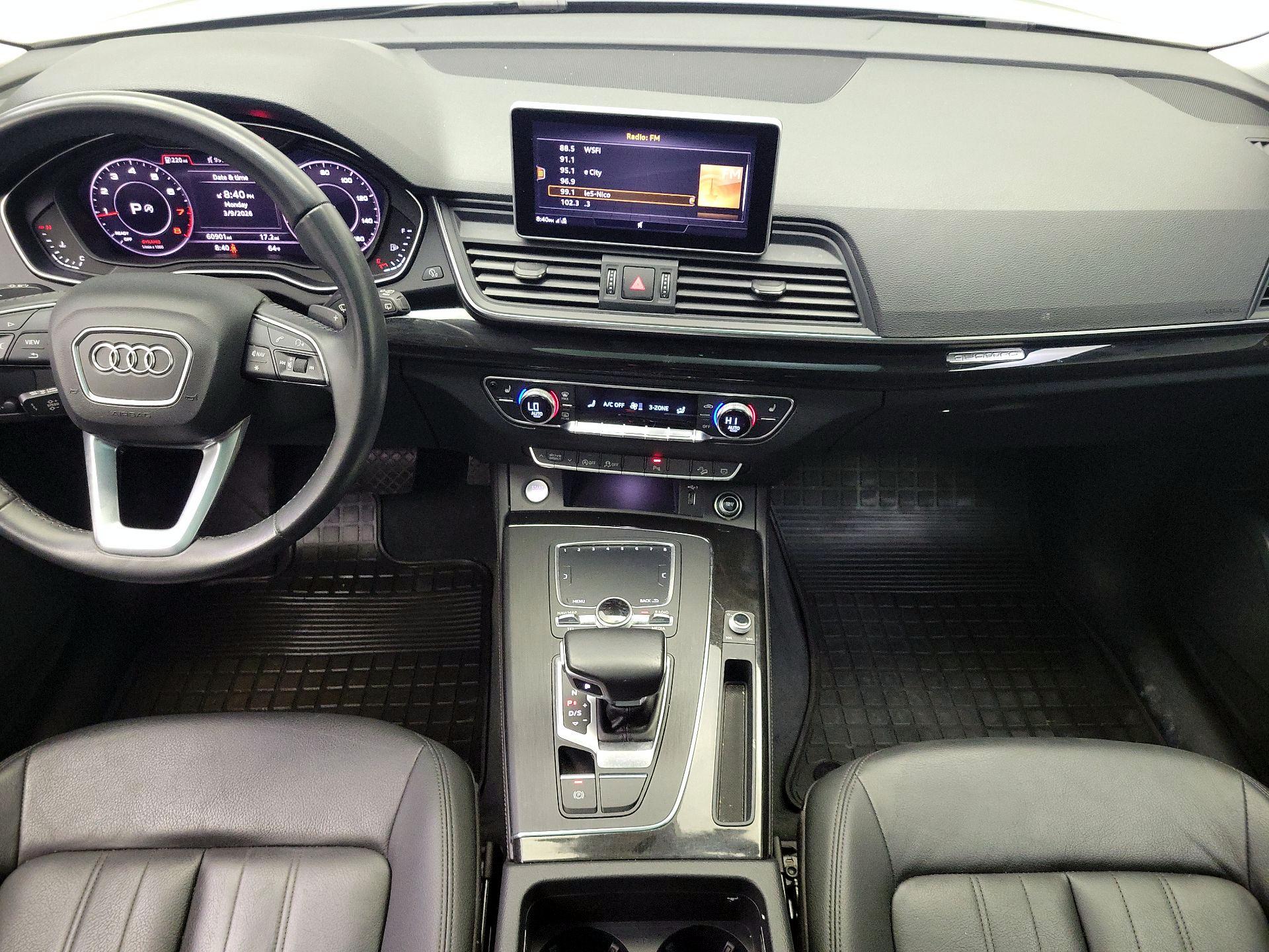 Thumbnail: 2020 Audi Q5 - 9