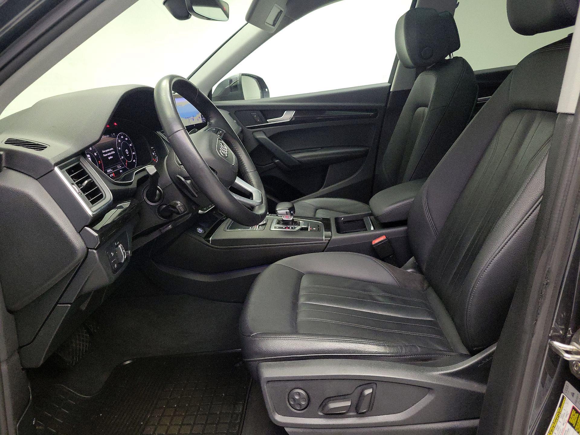 Thumbnail: 2020 Audi Q5 - 11