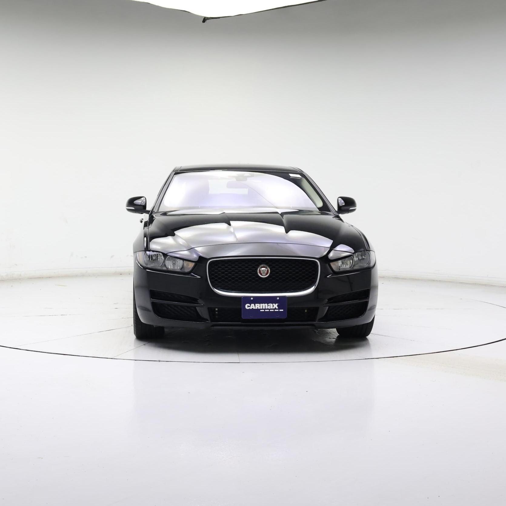 Thumbnail: 2017 Jaguar XE - 5
