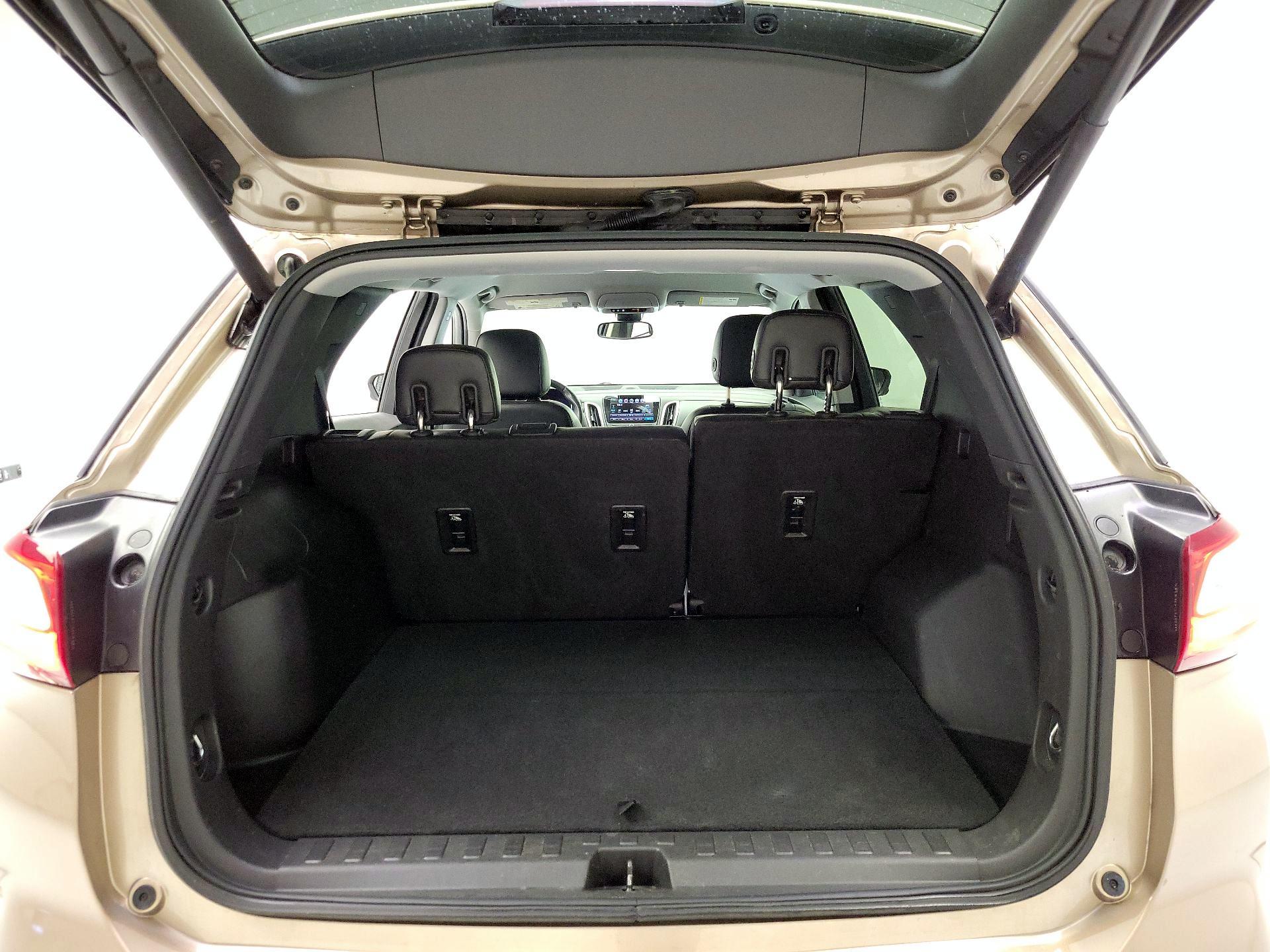 Thumbnail: 2018 Chevrolet Equinox - 20