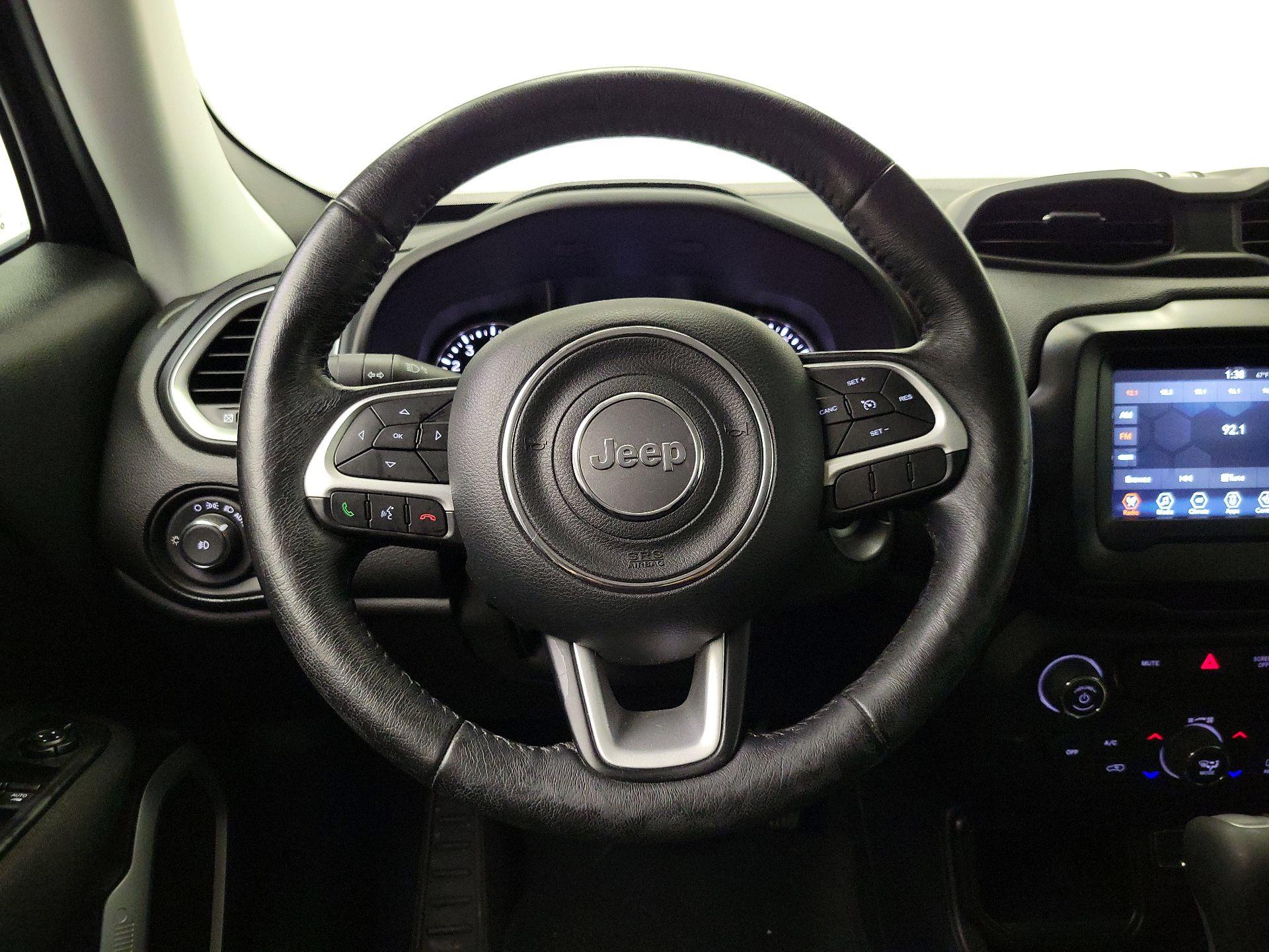 Thumbnail: 2018 Jeep Renegade - 10