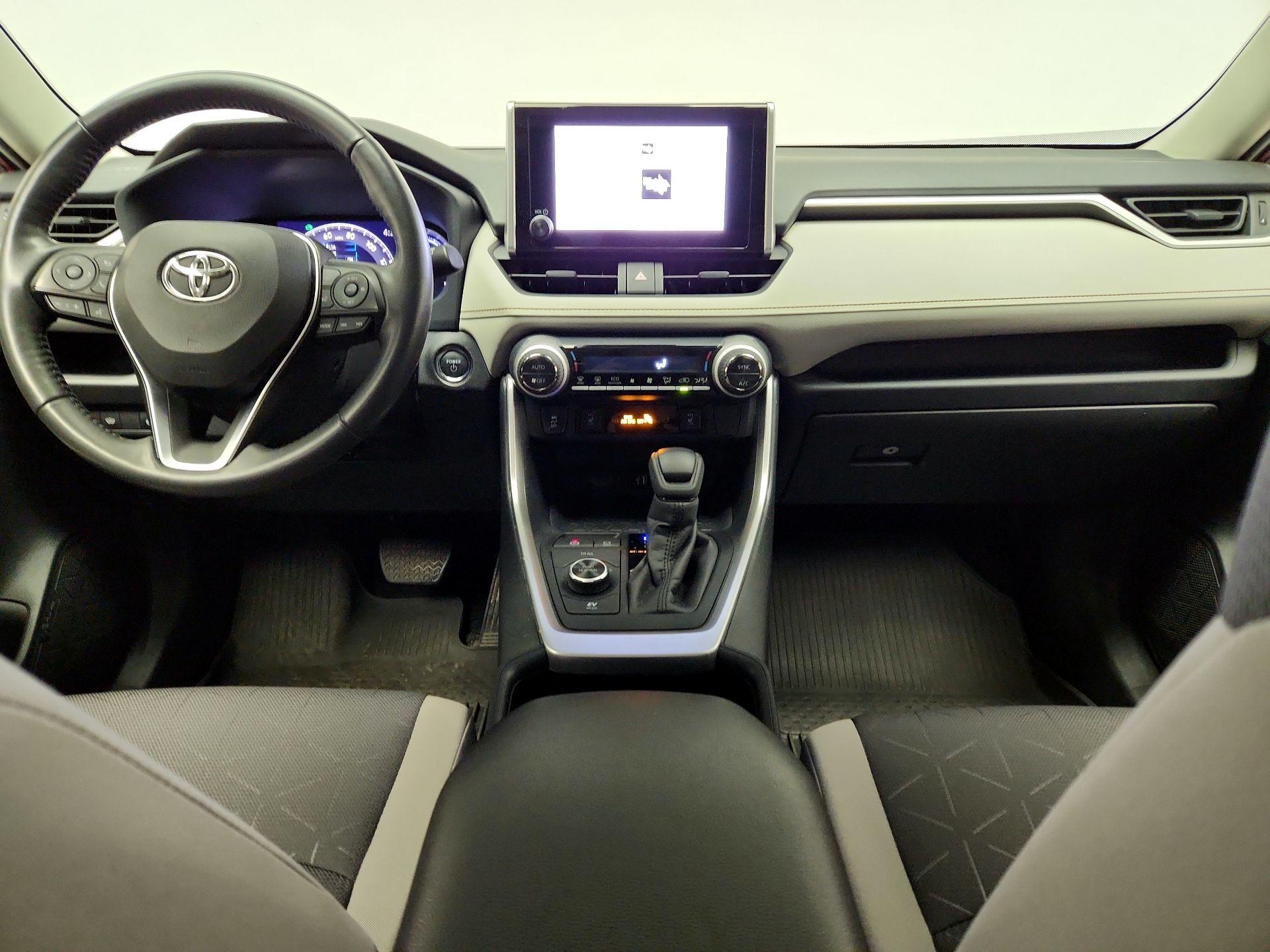 Thumbnail: 2024 Toyota RAV4 - 9