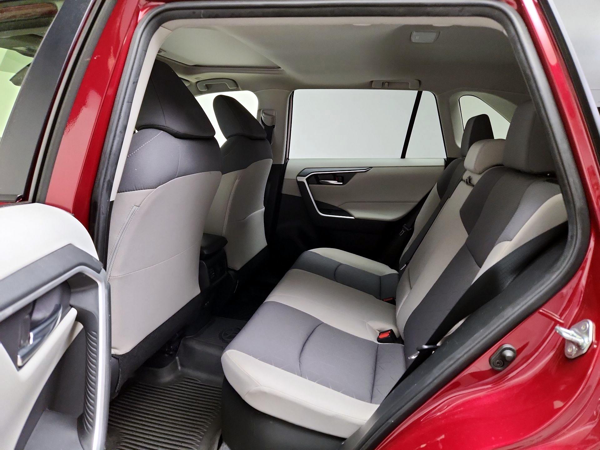 Thumbnail: 2024 Toyota RAV4 - 20