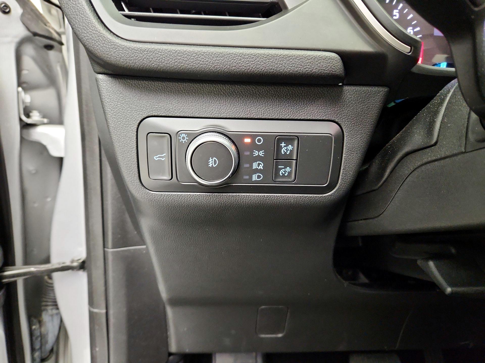 Thumbnail: 2020 Ford Escape - 13