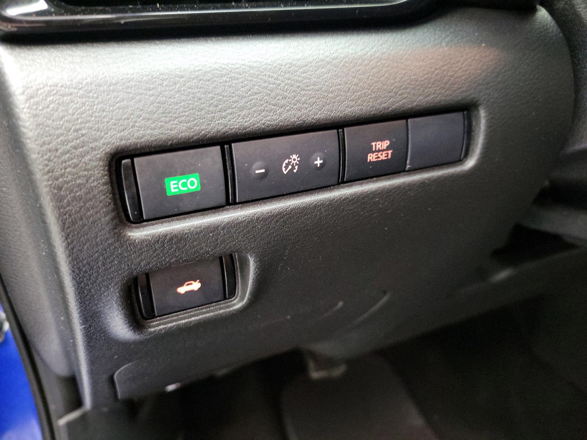 Thumbnail: 2021 Nissan Sentra - 13