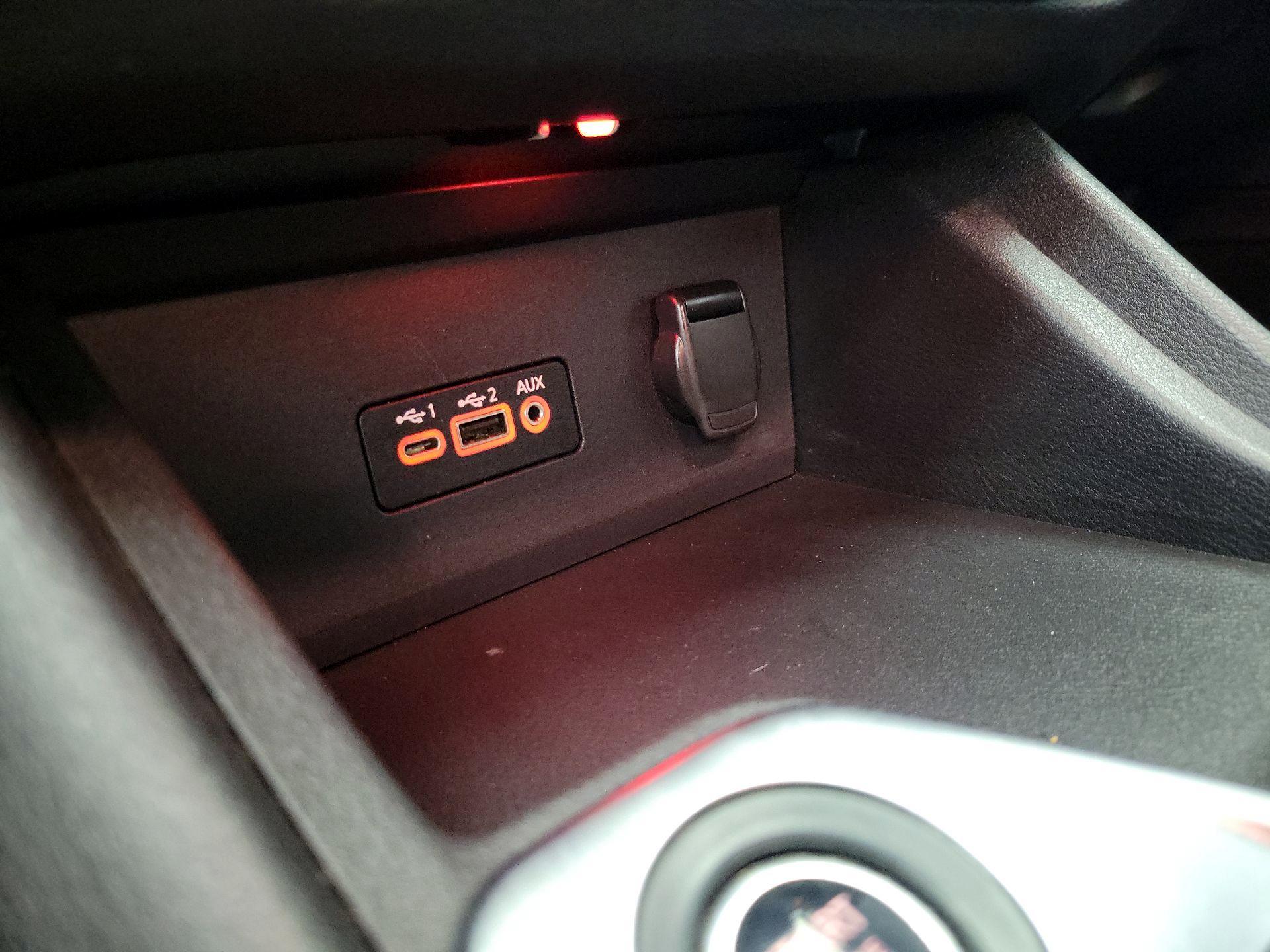 Thumbnail: 2021 Nissan Sentra - 18