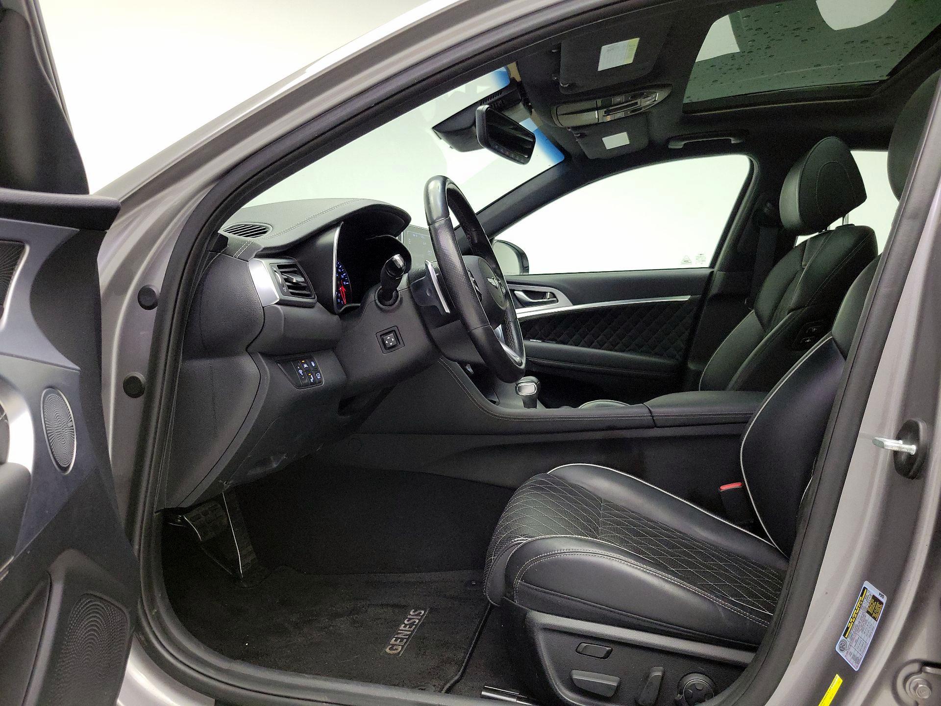 Thumbnail: 2020 Genesis G70 - 11