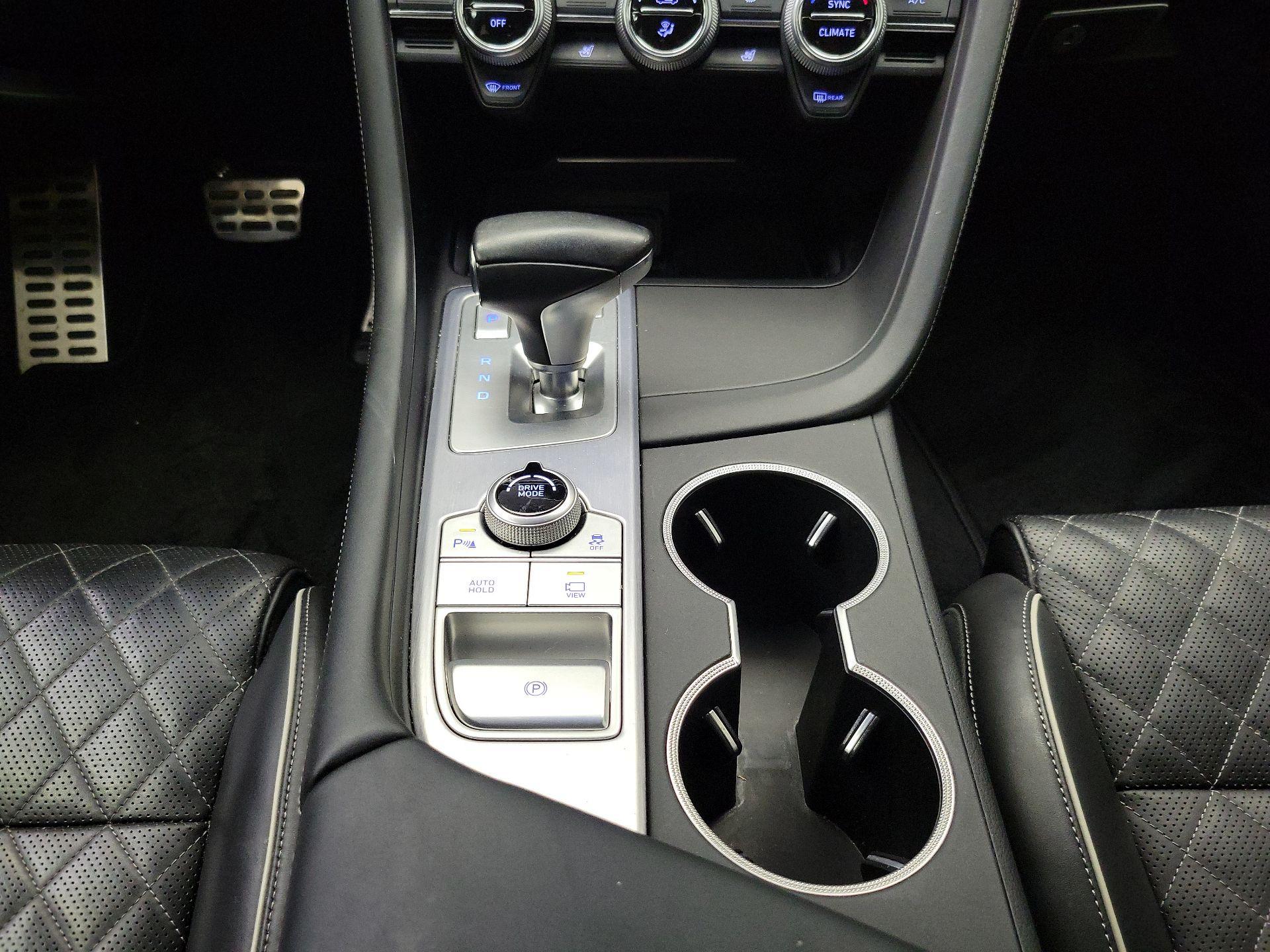 Thumbnail: 2020 Genesis G70 - 18