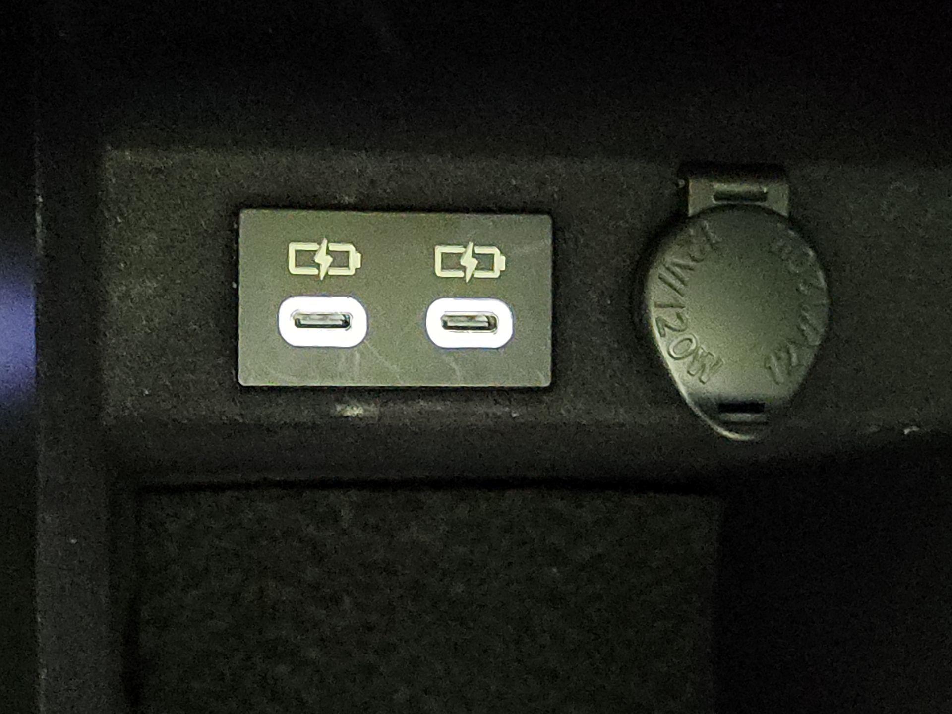 Thumbnail: 2024 Lexus ES - 17