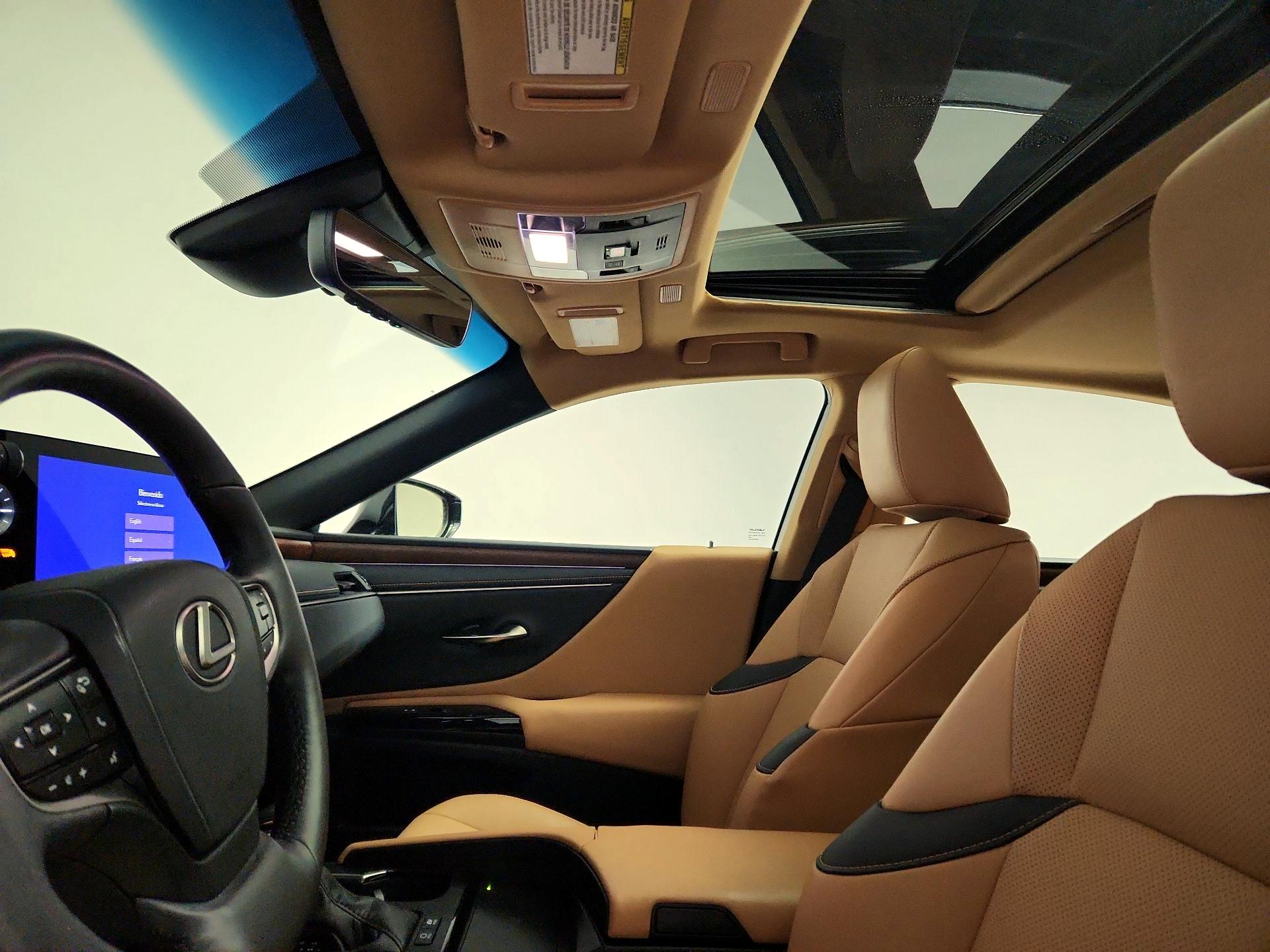 Thumbnail: 2024 Lexus ES - 18