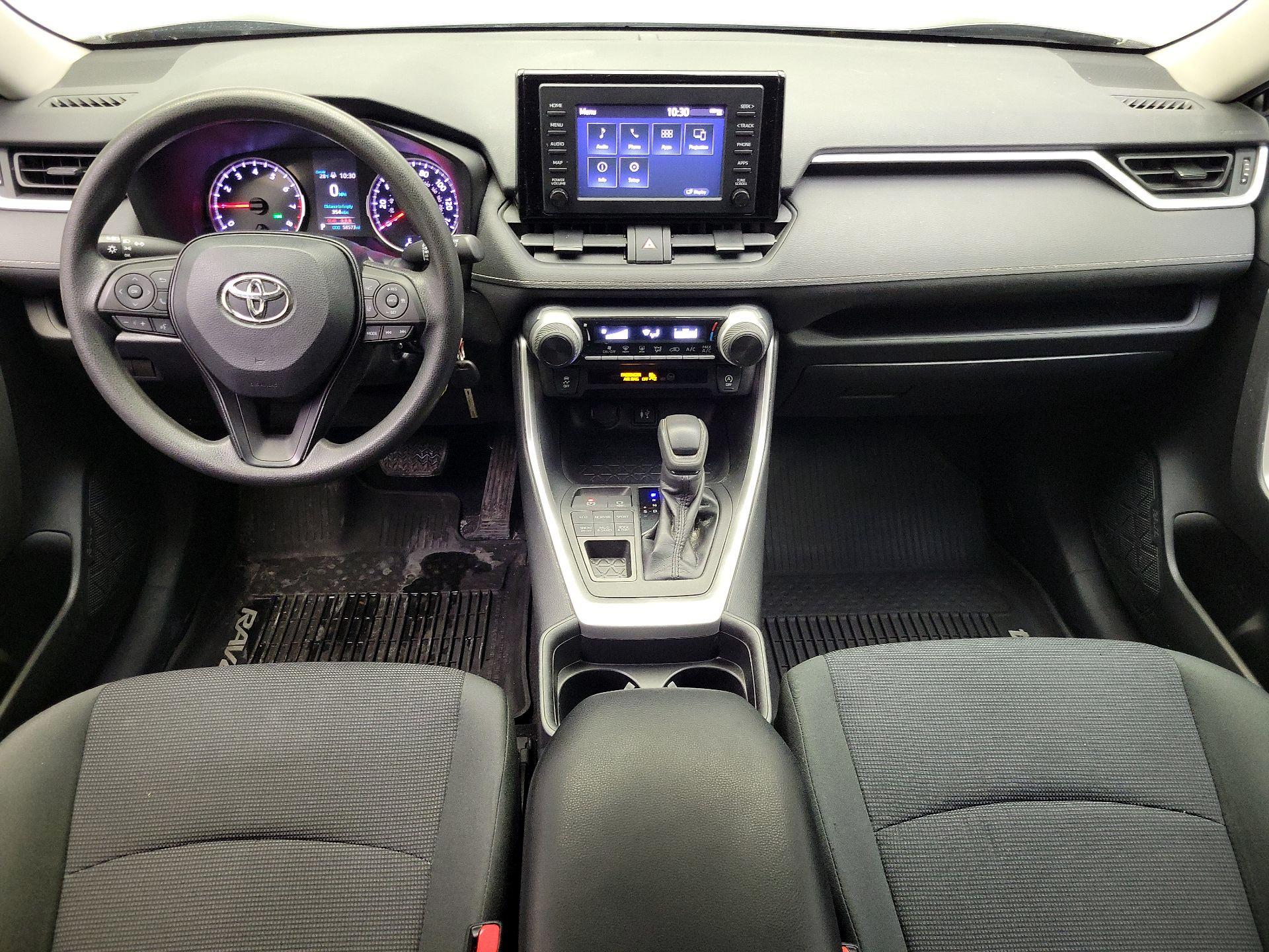 Thumbnail: 2019 Toyota RAV4 - 9