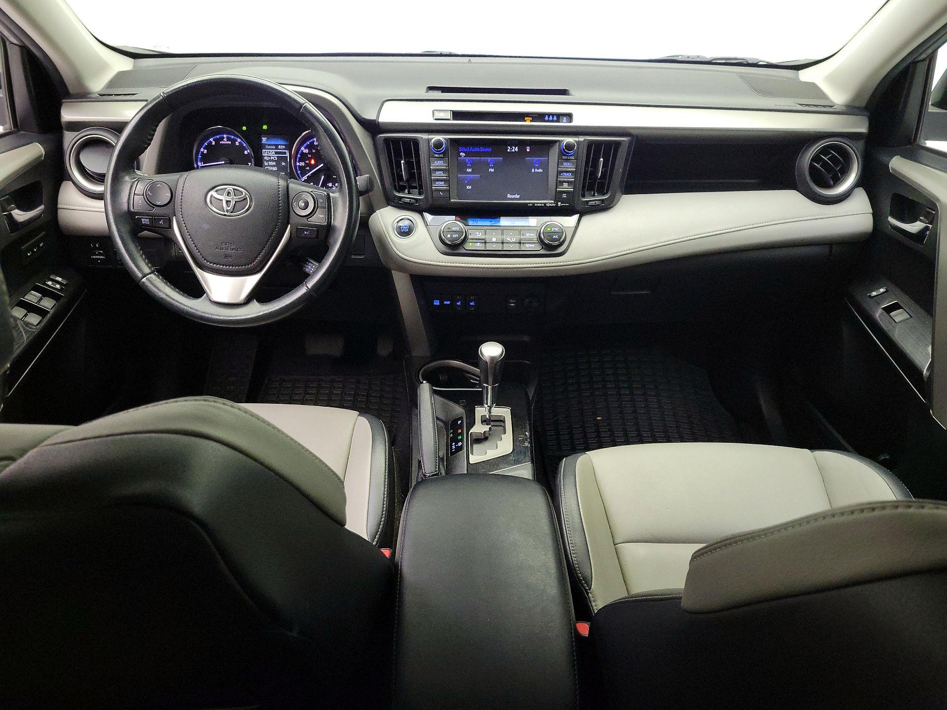 Thumbnail: 2017 Toyota RAV4 - 9