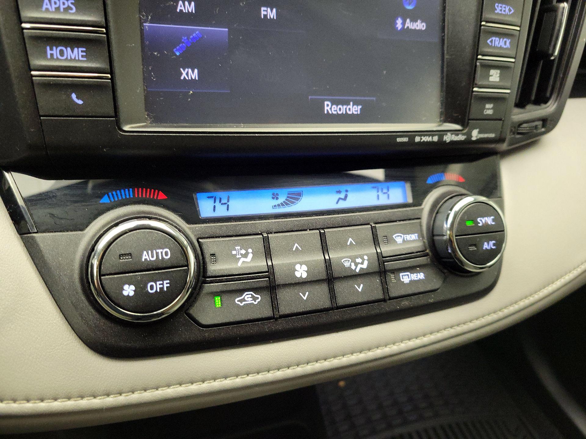 Thumbnail: 2017 Toyota RAV4 - 17