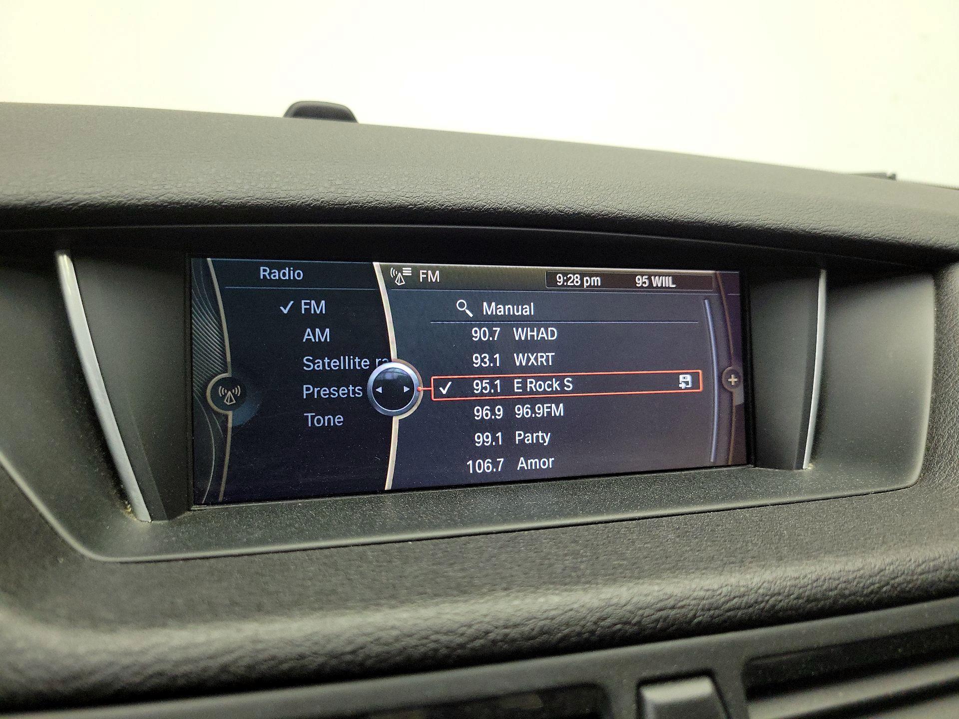 Thumbnail: 2015 BMW X1 - 16