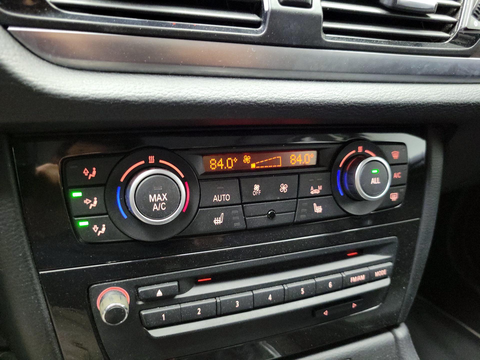 Thumbnail: 2015 BMW X1 - 17