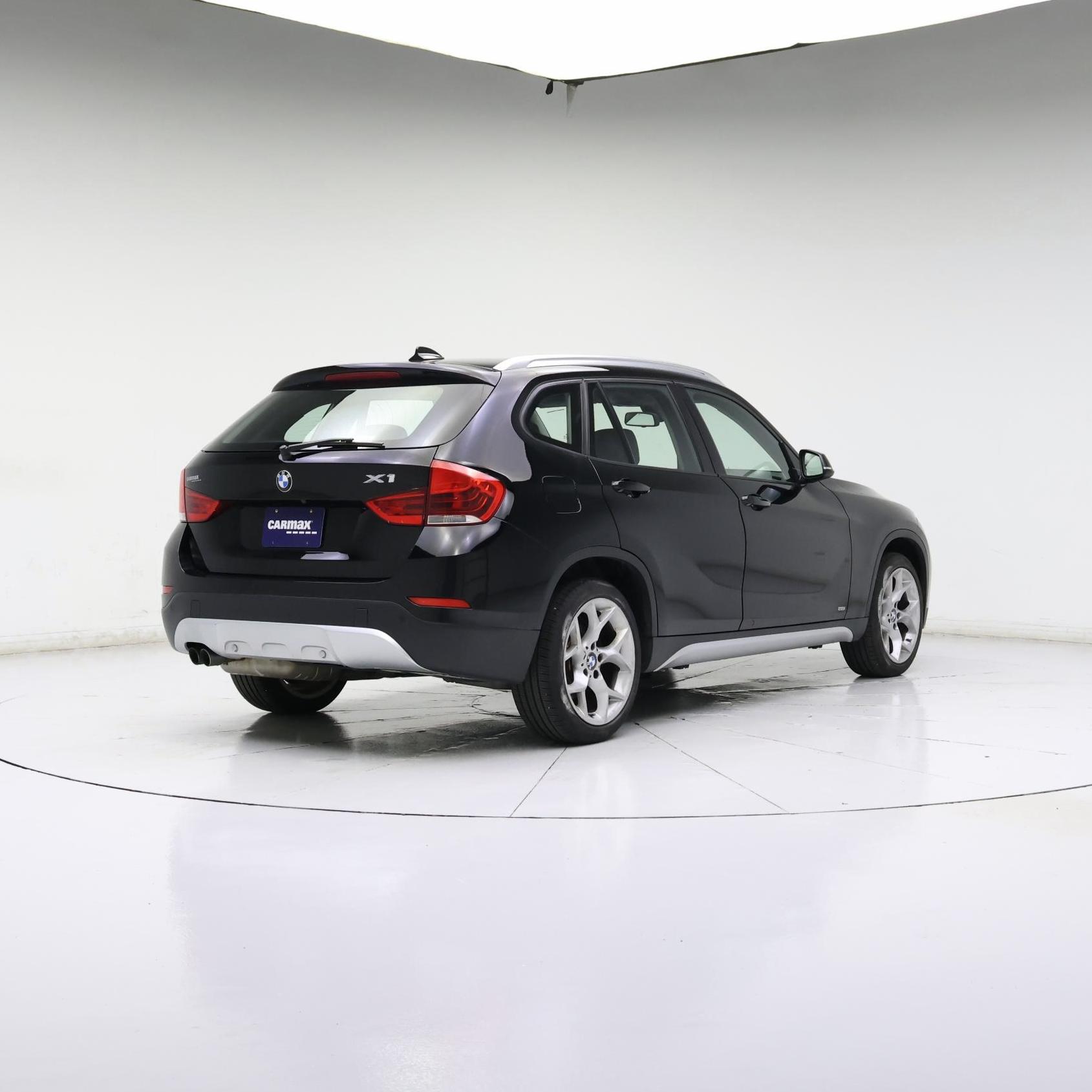Thumbnail: 2015 BMW X1 - 8
