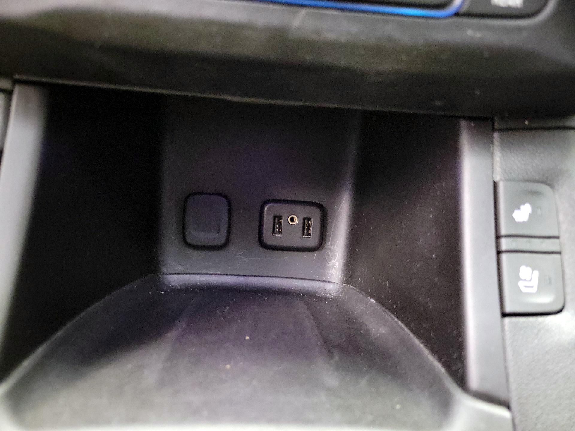 Thumbnail: 2019 GMC Acadia - 19