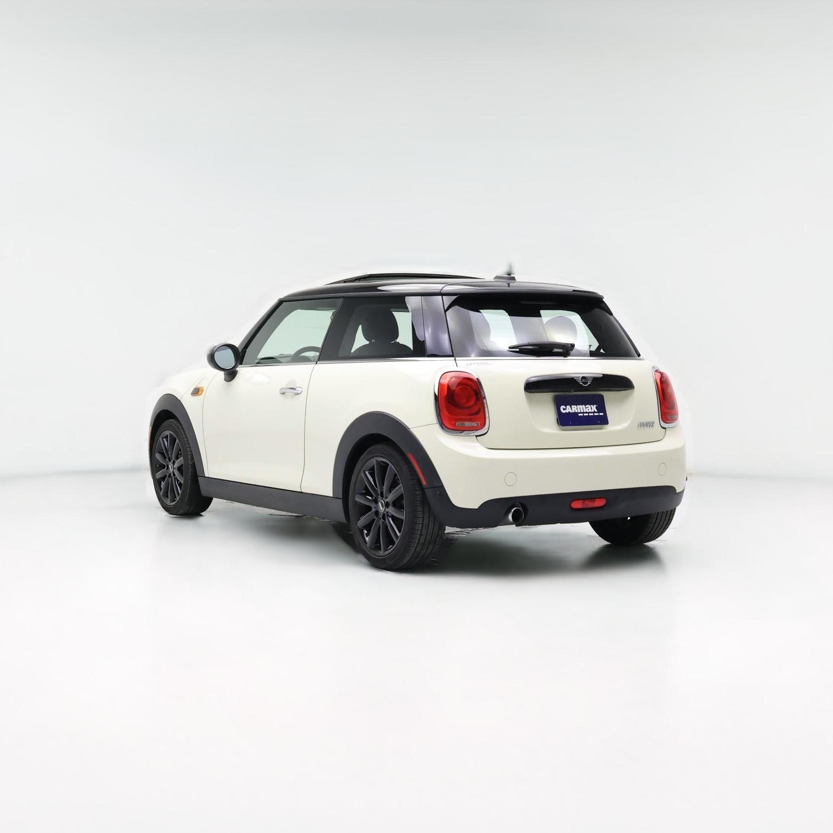 Thumbnail: 2019 MINI Cooper Hardtop - 1